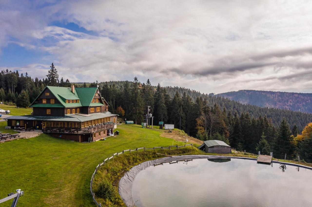 Horsky Hotel Paprsek Staré Město Екстериор снимка
