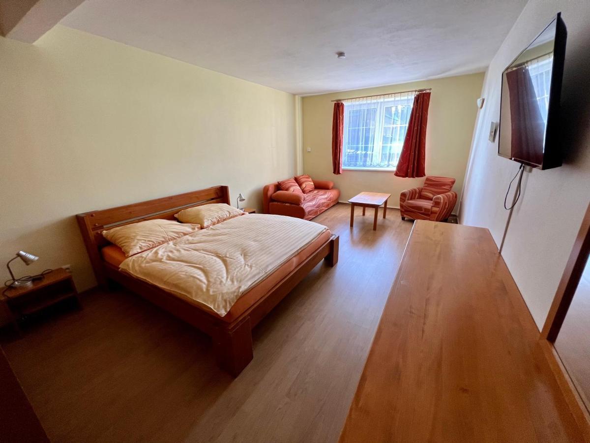 Horsky Hotel Paprsek Staré Město Екстериор снимка