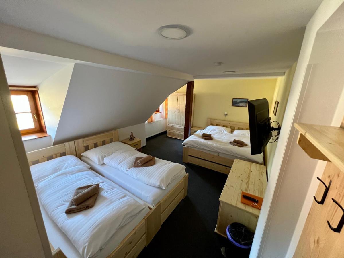 Horsky Hotel Paprsek Staré Město Екстериор снимка