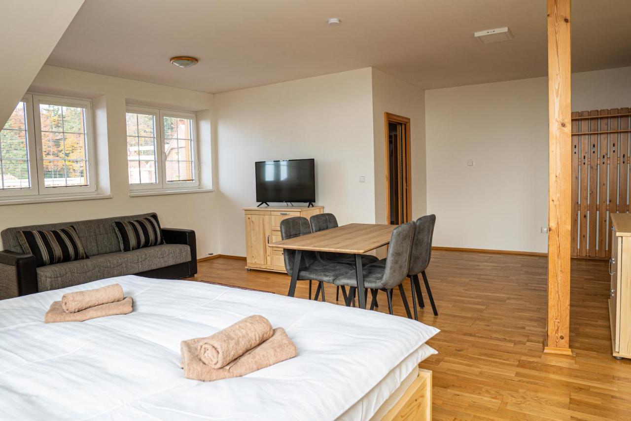 Horsky Hotel Paprsek Staré Město Екстериор снимка