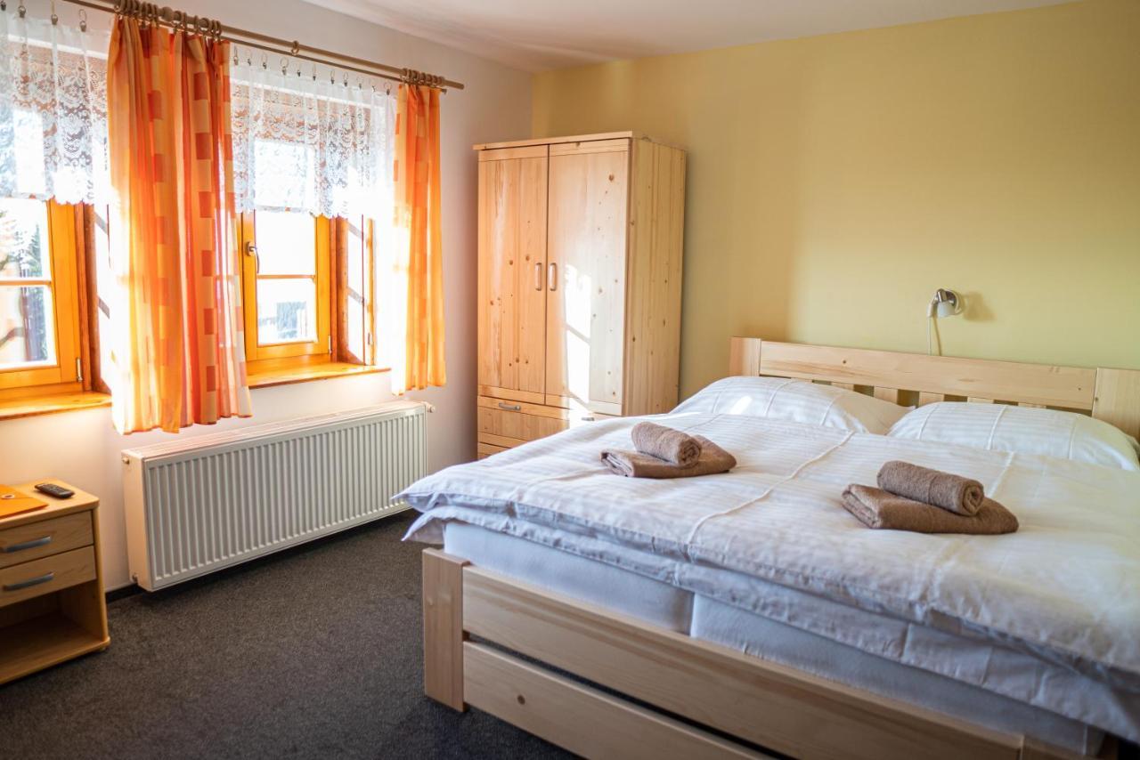 Horsky Hotel Paprsek Staré Město Екстериор снимка